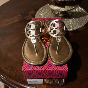 Tory Burch Samba Gold